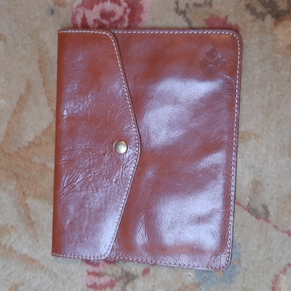 PATRICIA NASH clutch